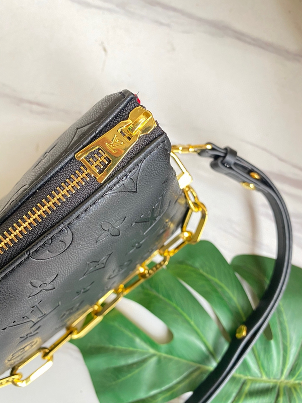 ルイヴィトンバッグ角部分ディテール